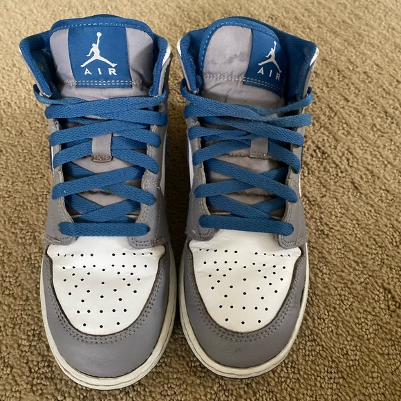Nike Jordan ones - Picture 1 of 4